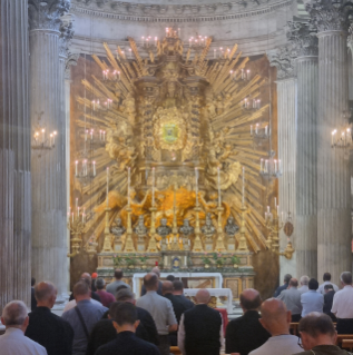 INCONTRO CON IL CLERO IN OCCASIONE DEL GIUBILEO DEI SACERDOTI INCONTRO CON IL CLERO IN OCCASIONE DEL GIUBILEO DEI SACERDOTI